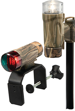 Attwood C-Clamp Mount Portable Led Nav Light Kit With Threaded Pole, Camo (Uses 3-Aaa Batteries Not Included)
